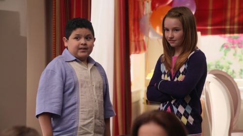 Modern_Family_Fizbo_2101.jpg