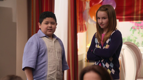 Modern_Family_Fizbo_2102.jpg