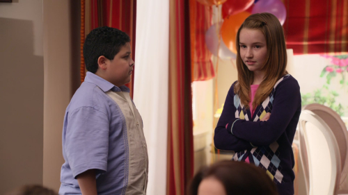 Modern_Family_Fizbo_2106.jpg