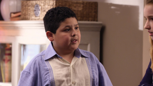 Modern_Family_Fizbo_2116.jpg
