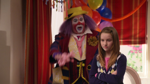 Modern_Family_Fizbo_2122.jpg