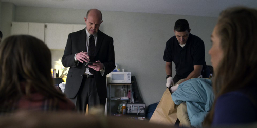 Unbelievable_1x01_0637.jpg