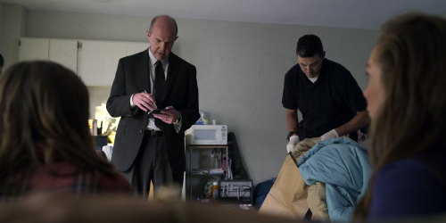 Unbelievable_1x01_0638.jpg